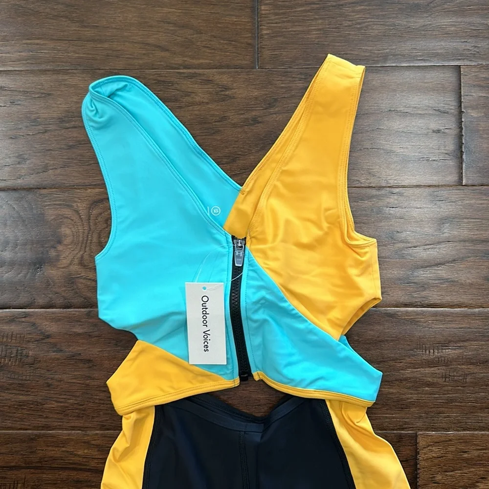 Outdoor Voices STW Cutout Bodysuit in Capti/Mango/Black XS - Picture 5 of 11